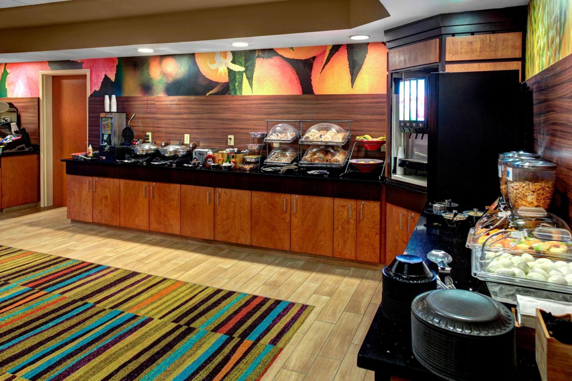 Fairfield Inn & Suites By Marriott Anniston Oxford Exterior photo
