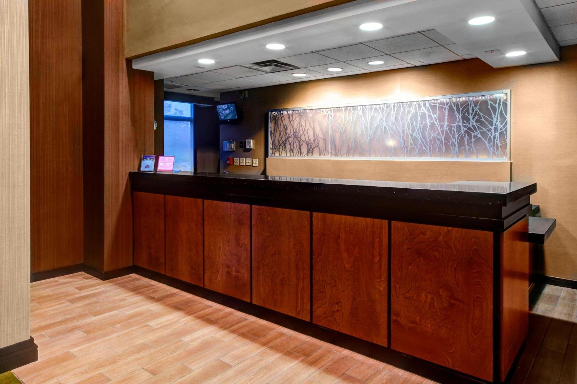 Fairfield Inn & Suites By Marriott Anniston Oxford Exterior photo